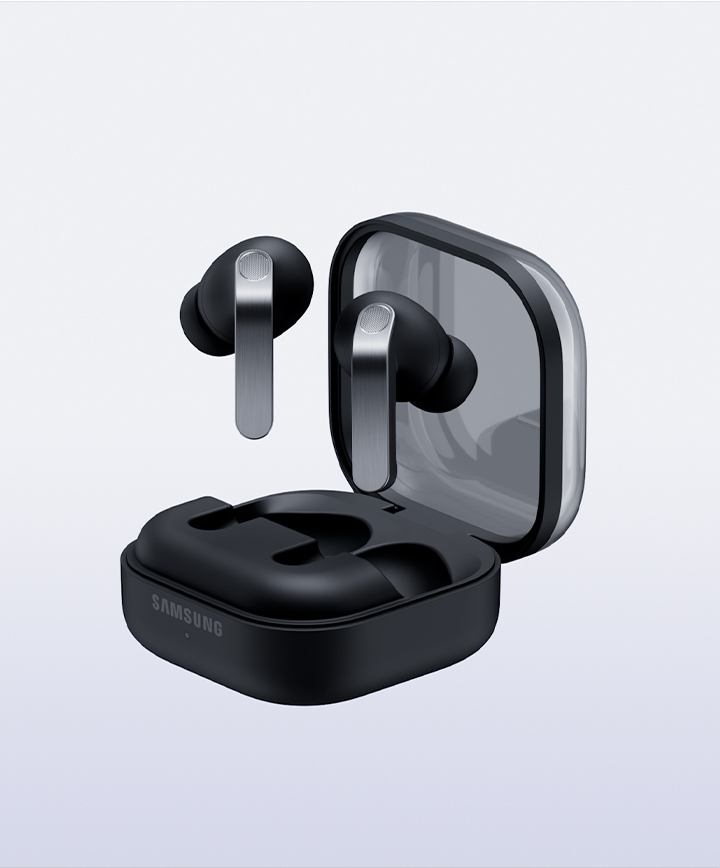Black Galaxy Buds4 Pro Charging Case open with the earbuds above.