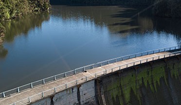 dam-wall-372x217.jpg
