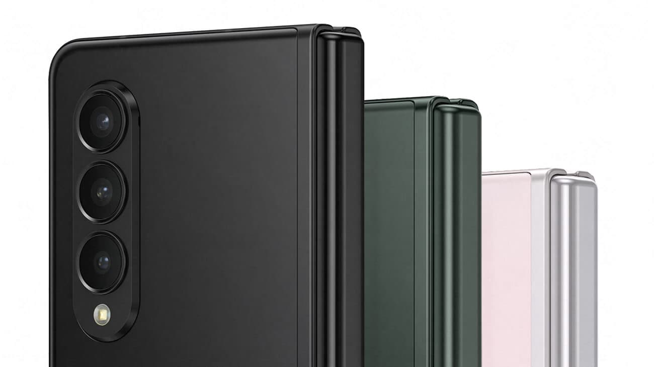 Z Fold3 5G available in three instant-classic hues. Phantom Black, Phantom Green and Phantom Silver.