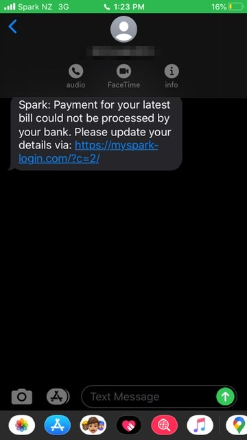 Screenshot of a text message scam